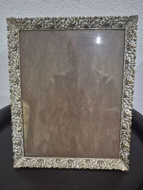 Vintage Ornate Gold Decorative Picture Frame - Classic Home Accents 8"×10".
